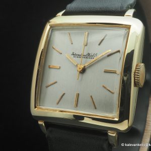 IWC-002  International Watch  Co Schaffhausen noin vuodelta 1955