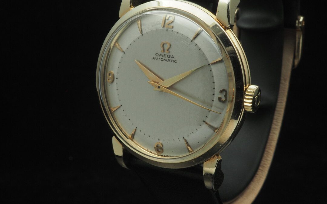 Omega-835 vasaraheiluriautomaatti vuodelta 1954