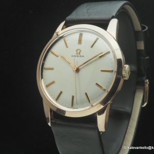 Omega-940 vuodelta 1962 suomalaiset kultakuoret